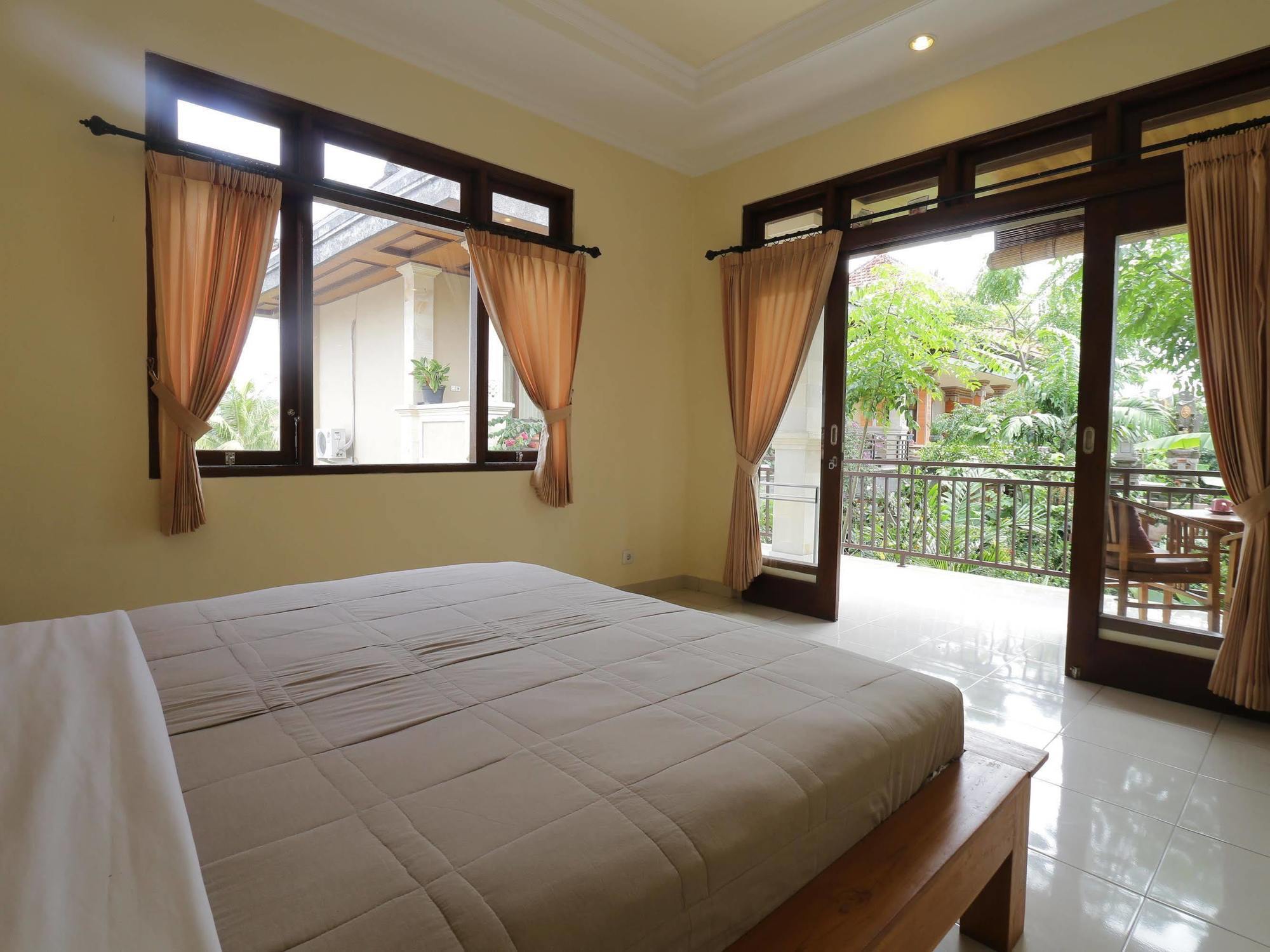 Frangipani Bungalow Ubud Buitenkant foto