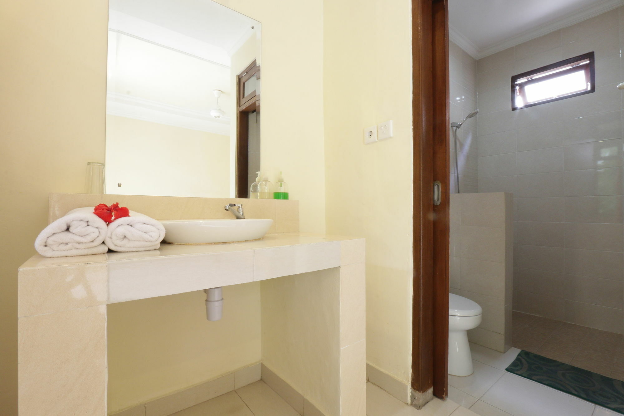 Frangipani Bungalow Ubud Buitenkant foto
